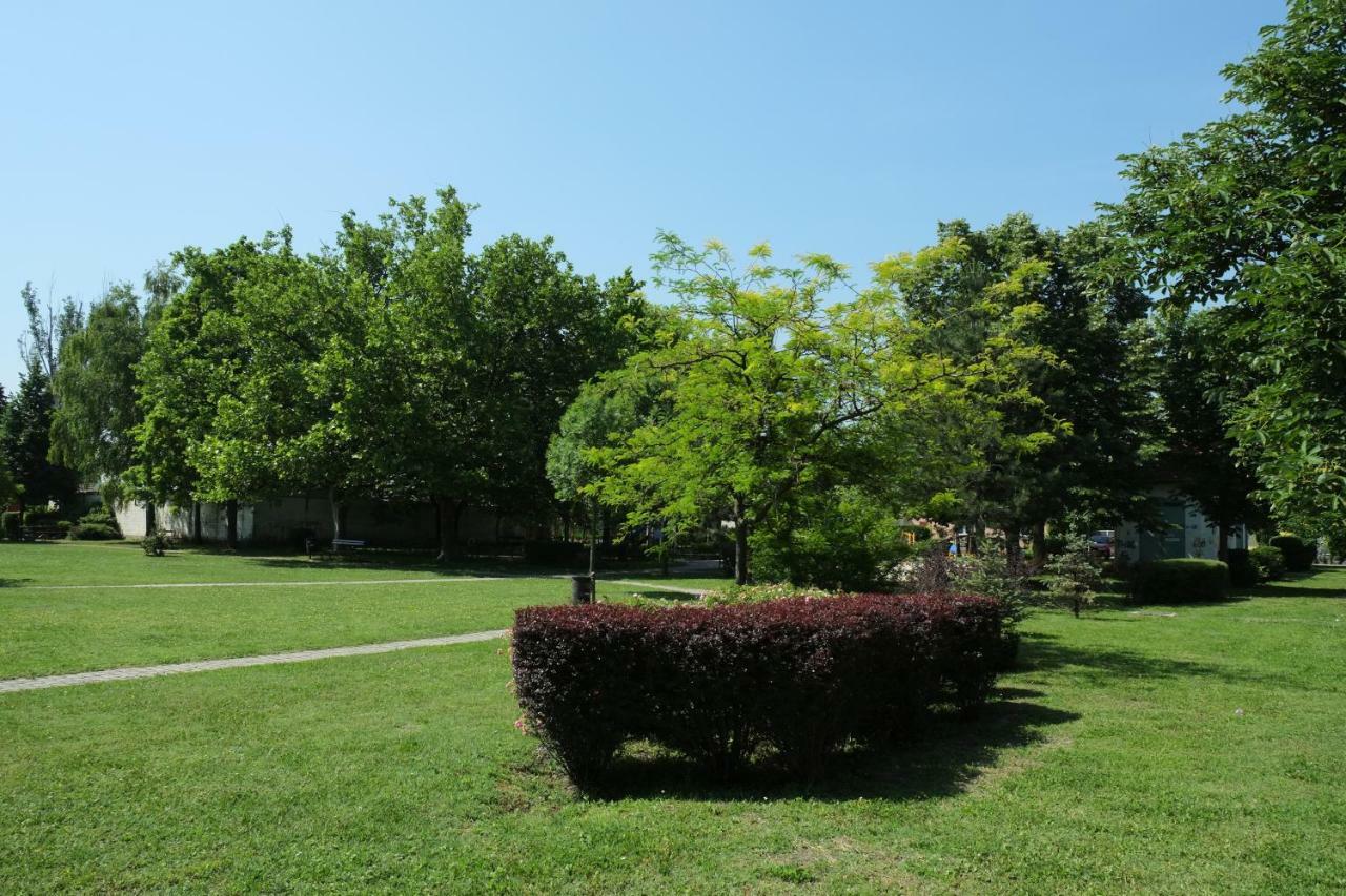 Arany Sziget Apartman Siofok Bagian luar foto