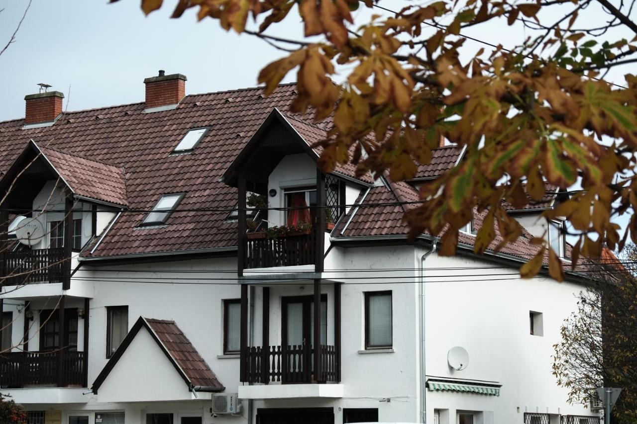 Arany Sziget Apartman Siofok Bagian luar foto